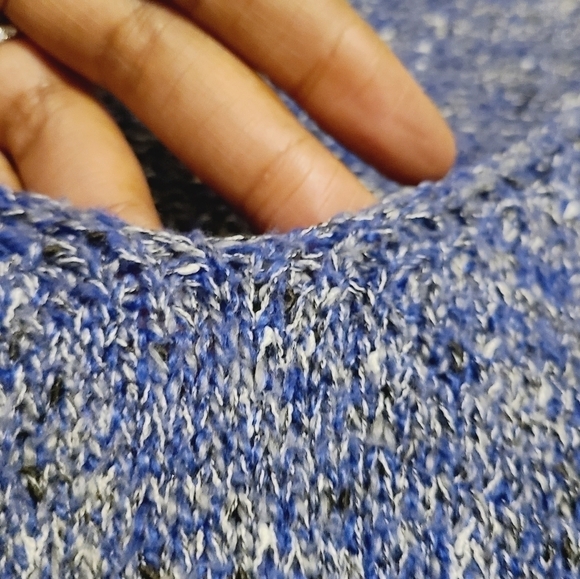 Misslook | Women's Blue Cableknit V-Neck Pullover Sweater (Size Small) - Picture 5 of 12